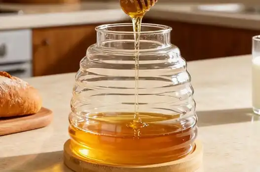 Glass vs. Plastic Honey Jars: Which Is Best?